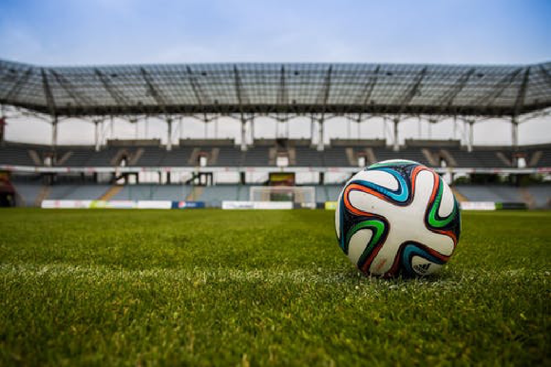 images/the-ball-stadion-football-the-pitch-46798.jpeg